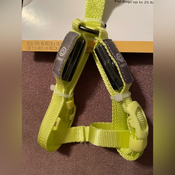 Boots & Barkley Neon LED Small Dog Harness - Picture 4 of 10